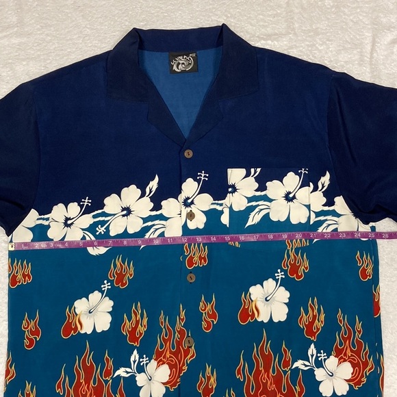 Uluwatu xxl hibiscus flames Hawaiian button down - Picture 5 of 8